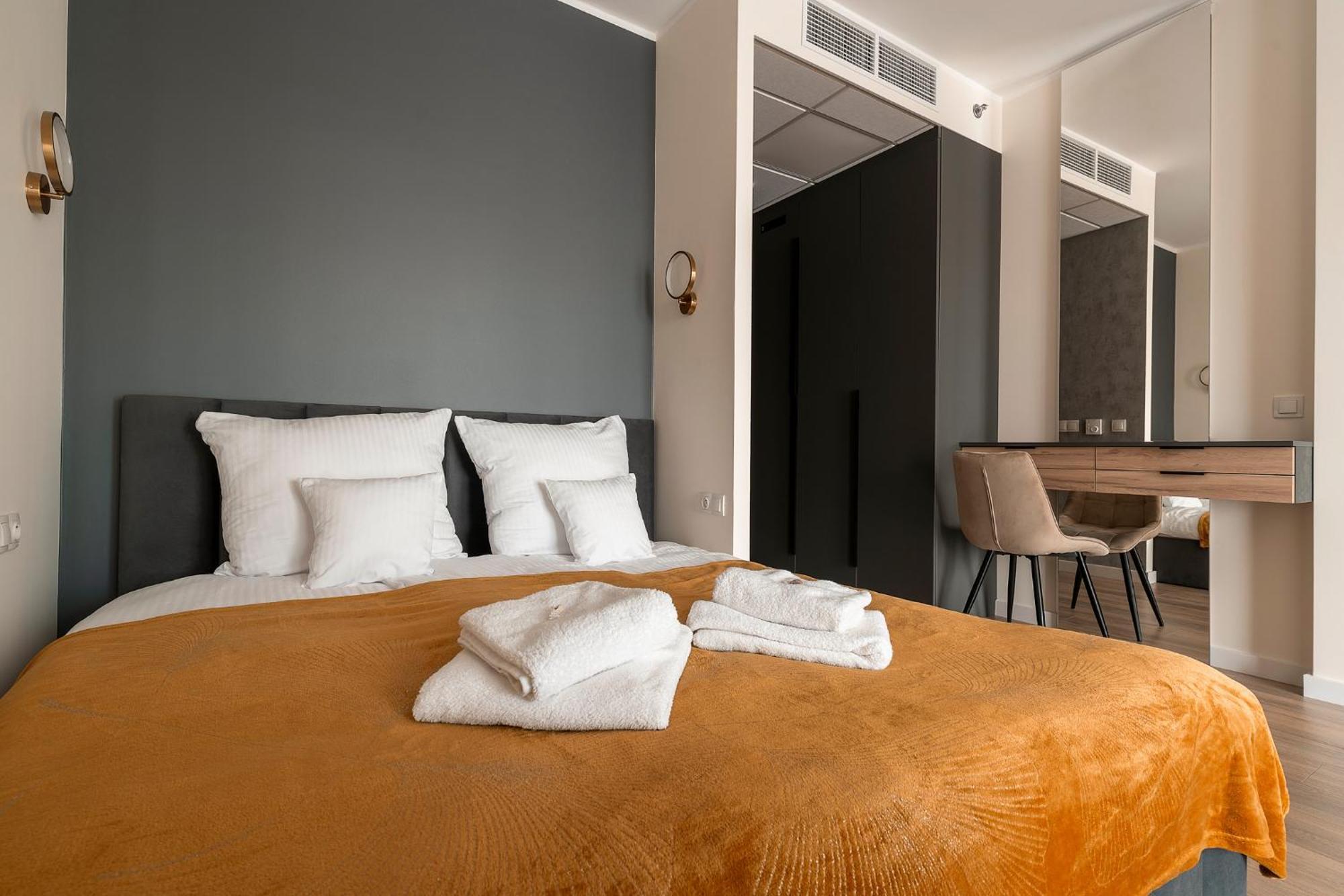Apartamenty Wola Tower Varsó Kültér fotó