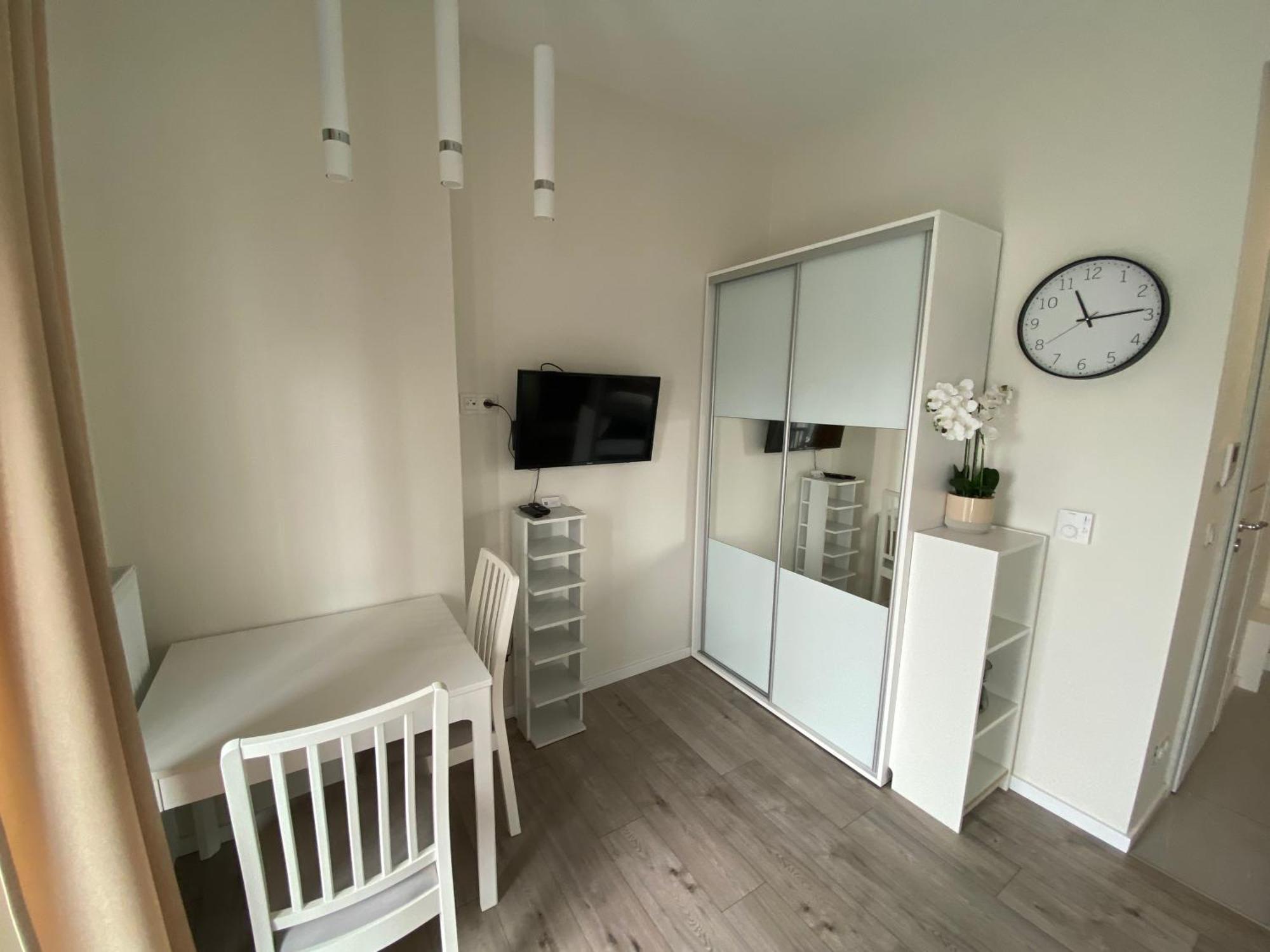 Apartamenty Wola Tower Varsó Kültér fotó
