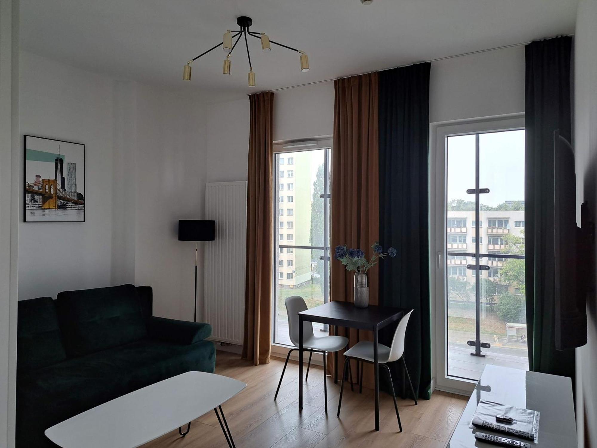 Apartamenty Wola Tower Varsó Kültér fotó