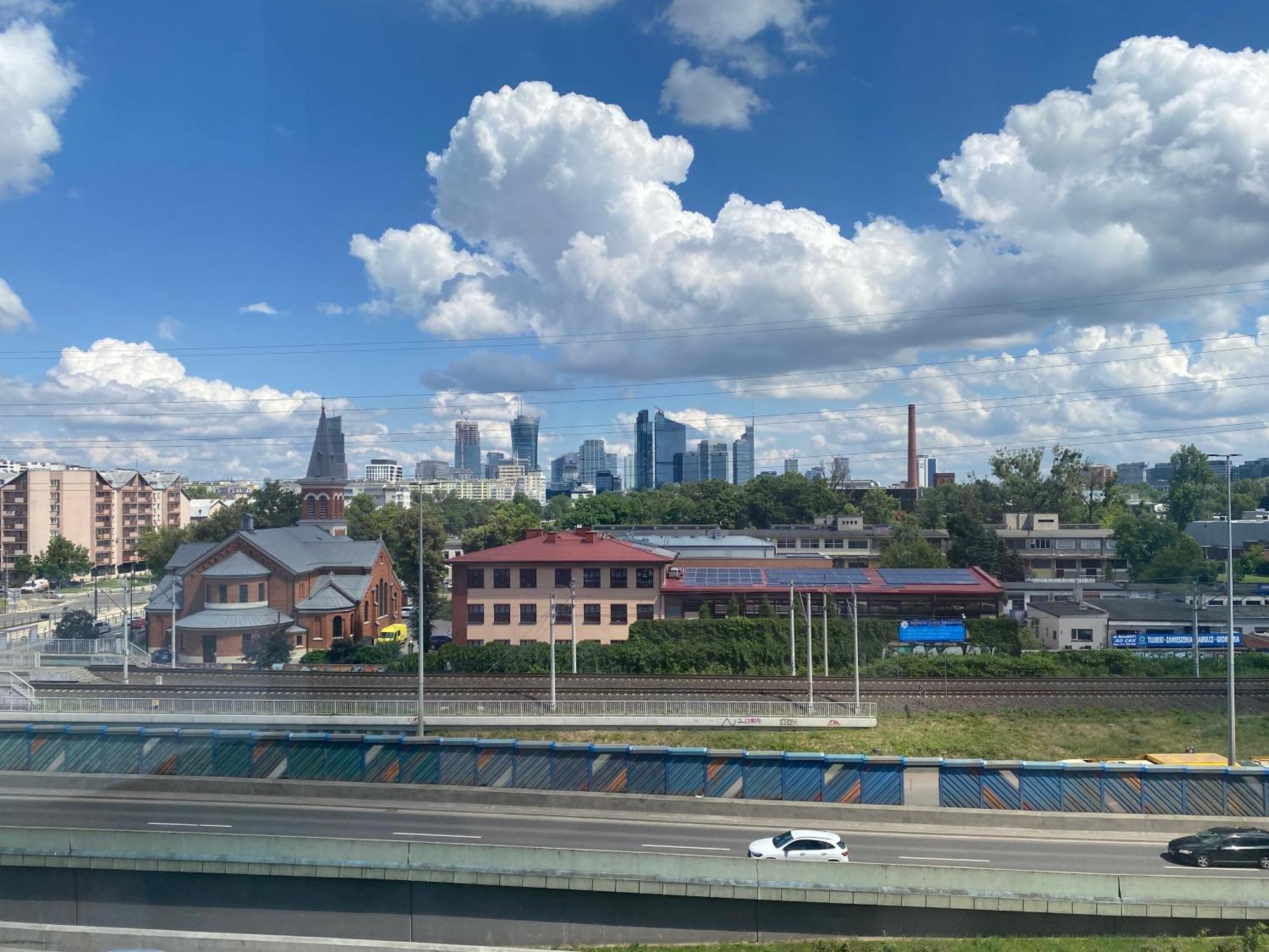 Apartamenty Wola Tower Varsó Kültér fotó
